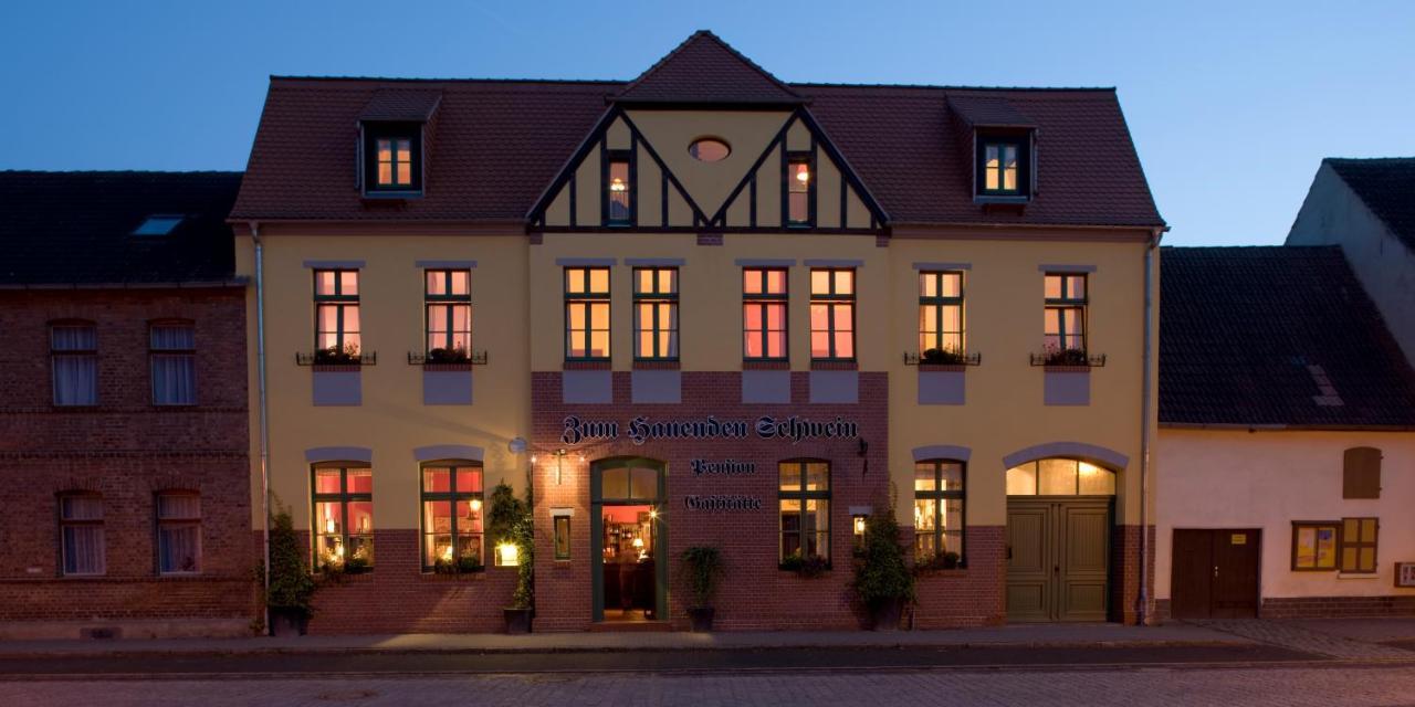 Gasthaus Und Pension "Zum Hauenden Schwein" เวอร์ลิทซ์ ภายนอก รูปภาพ