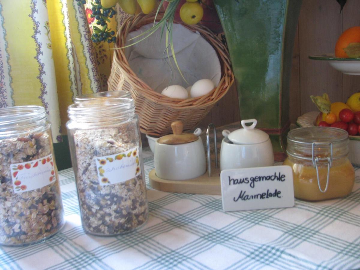 Gasthaus Und Pension "Zum Hauenden Schwein" เวอร์ลิทซ์ ภายนอก รูปภาพ