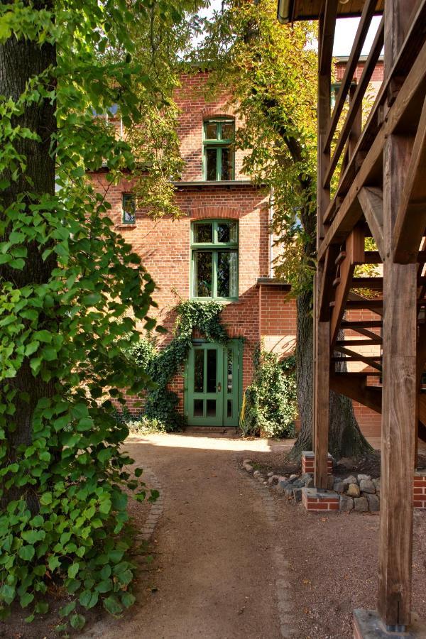 Gasthaus Und Pension "Zum Hauenden Schwein" เวอร์ลิทซ์ ภายนอก รูปภาพ