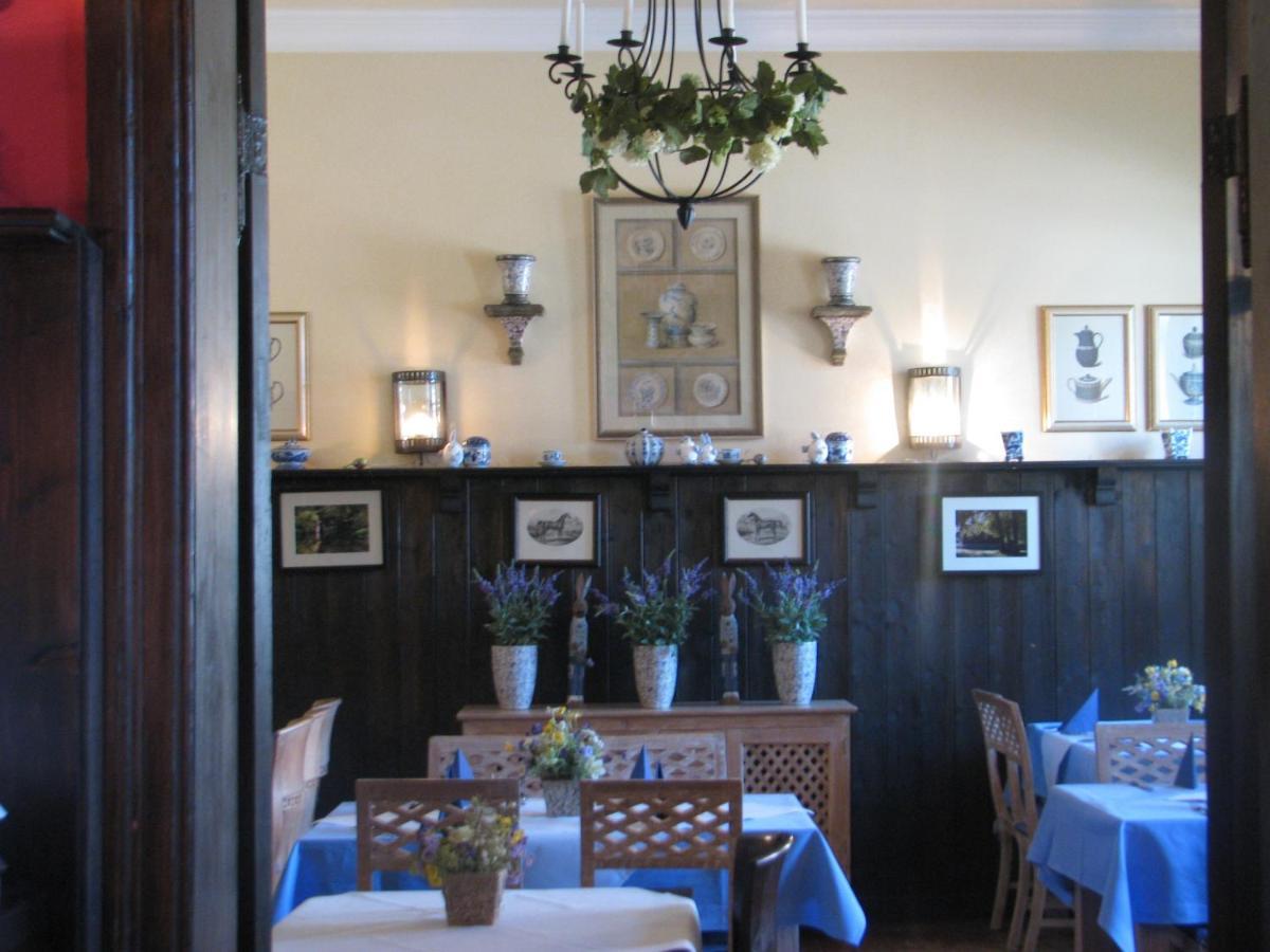 Gasthaus Und Pension "Zum Hauenden Schwein" เวอร์ลิทซ์ ภายนอก รูปภาพ